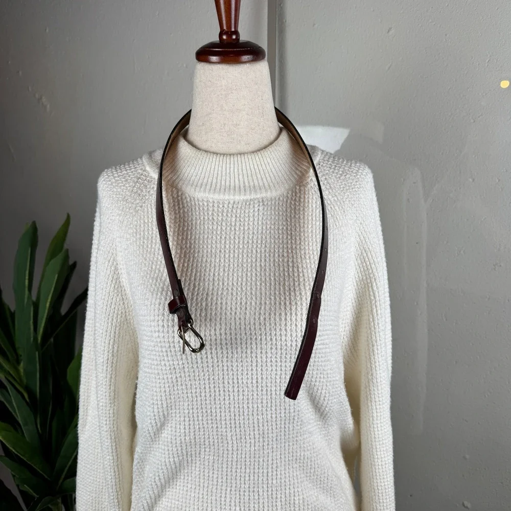 Dark Academia Minimalist Vintage 90s Burgundy Oxblood Leather Belt Womens XS